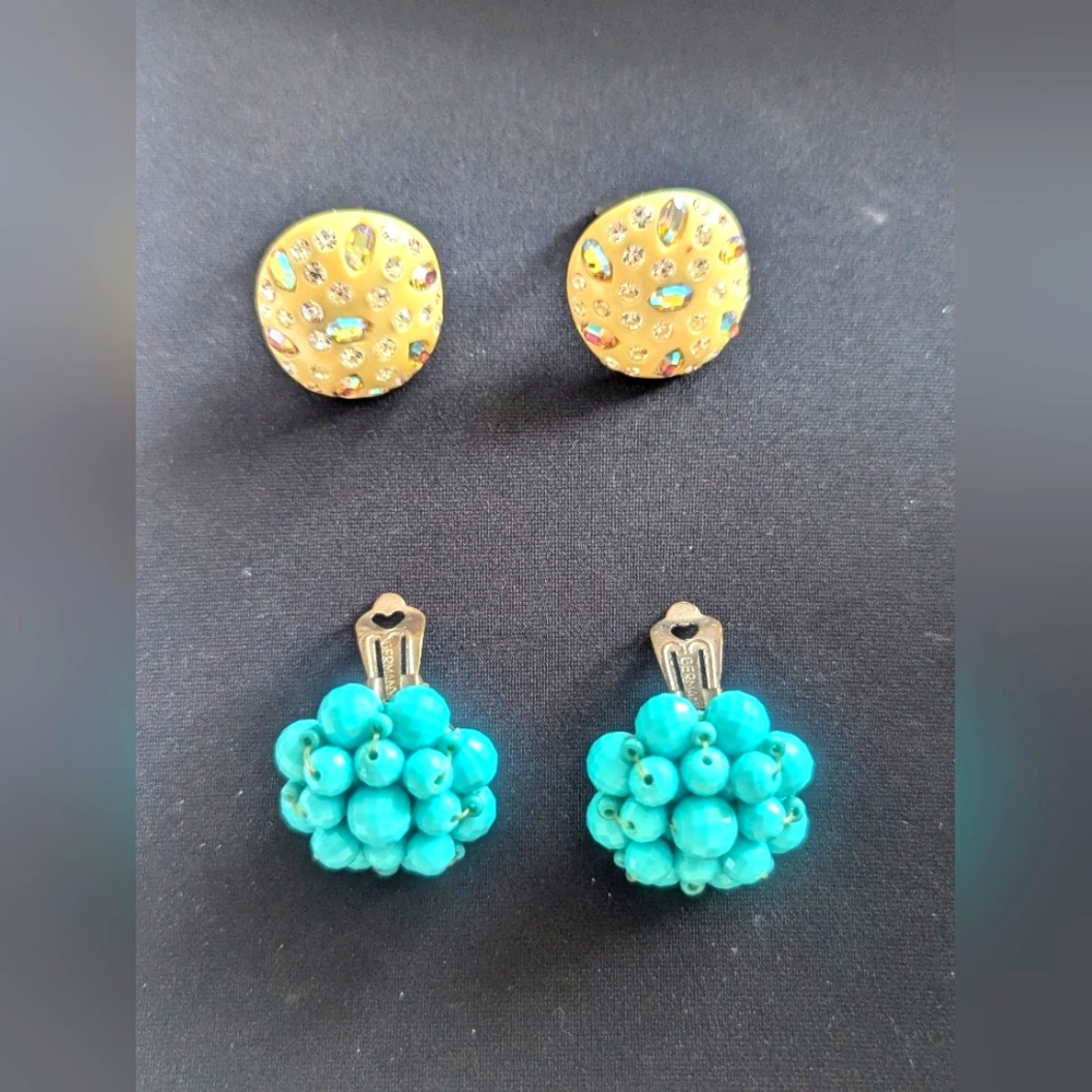 Classic Vintage Cream Colored Celluloid Weiss + 1950s Turquoise Cluster Clip Ons